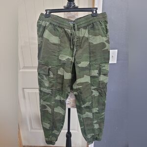 ABERCROMBIE & FITCH CARGO,CAMO JEAN'S
